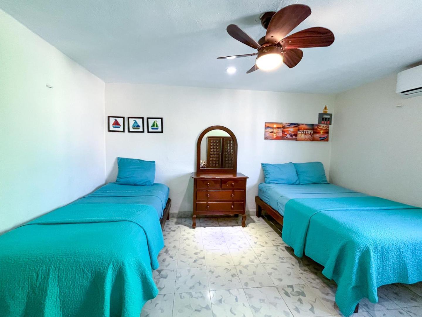 Cande's Isla Mujeres