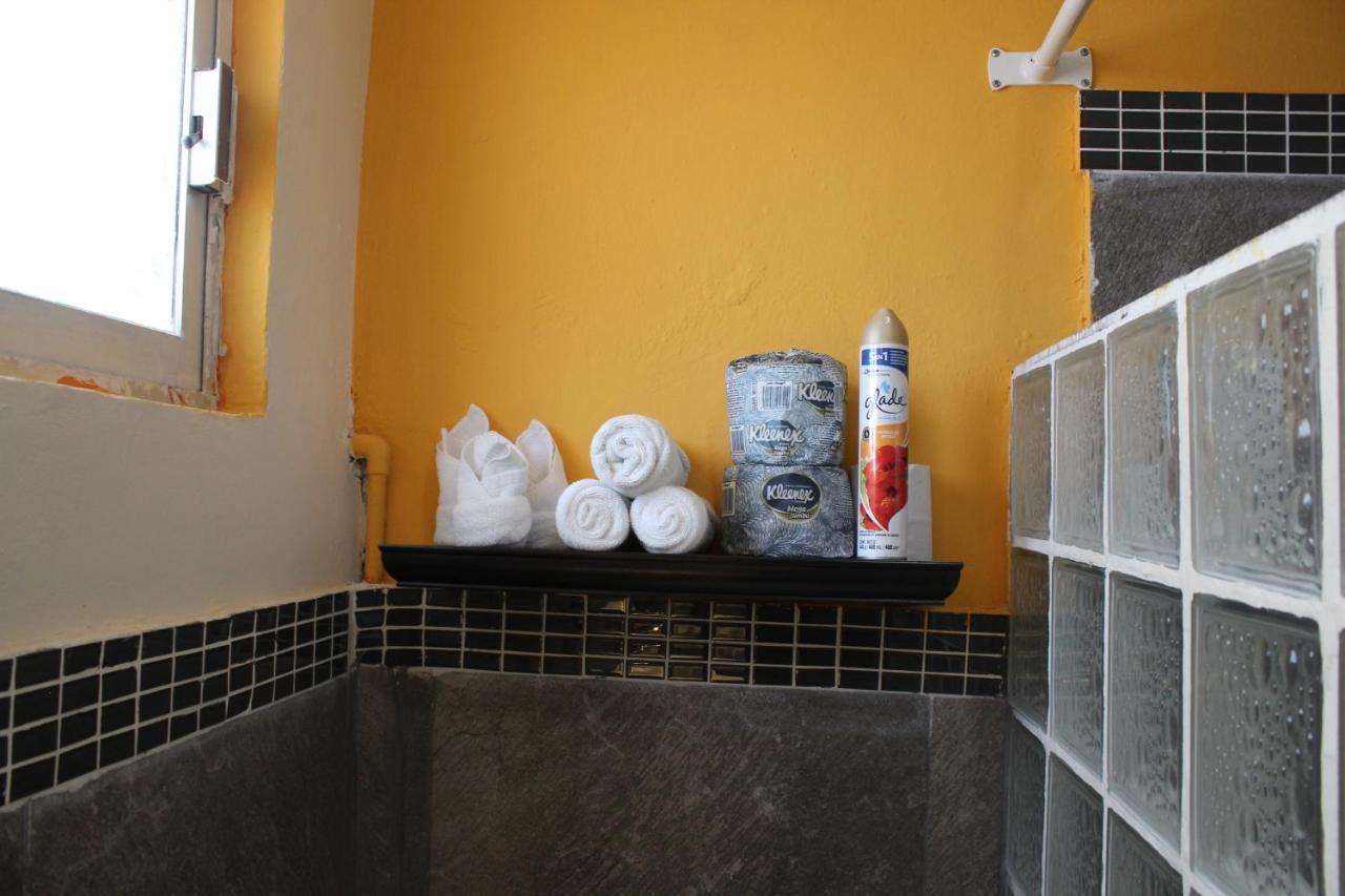 Cande's Apartment *